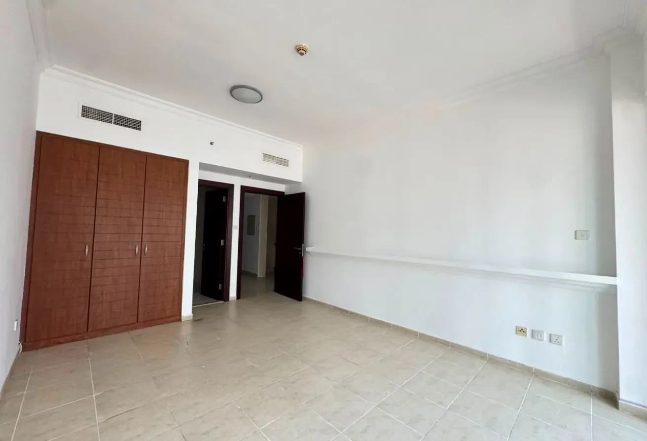 UPGRADED UNIT|READY TO MOVE| HOT DEAL|WITH BALCONY