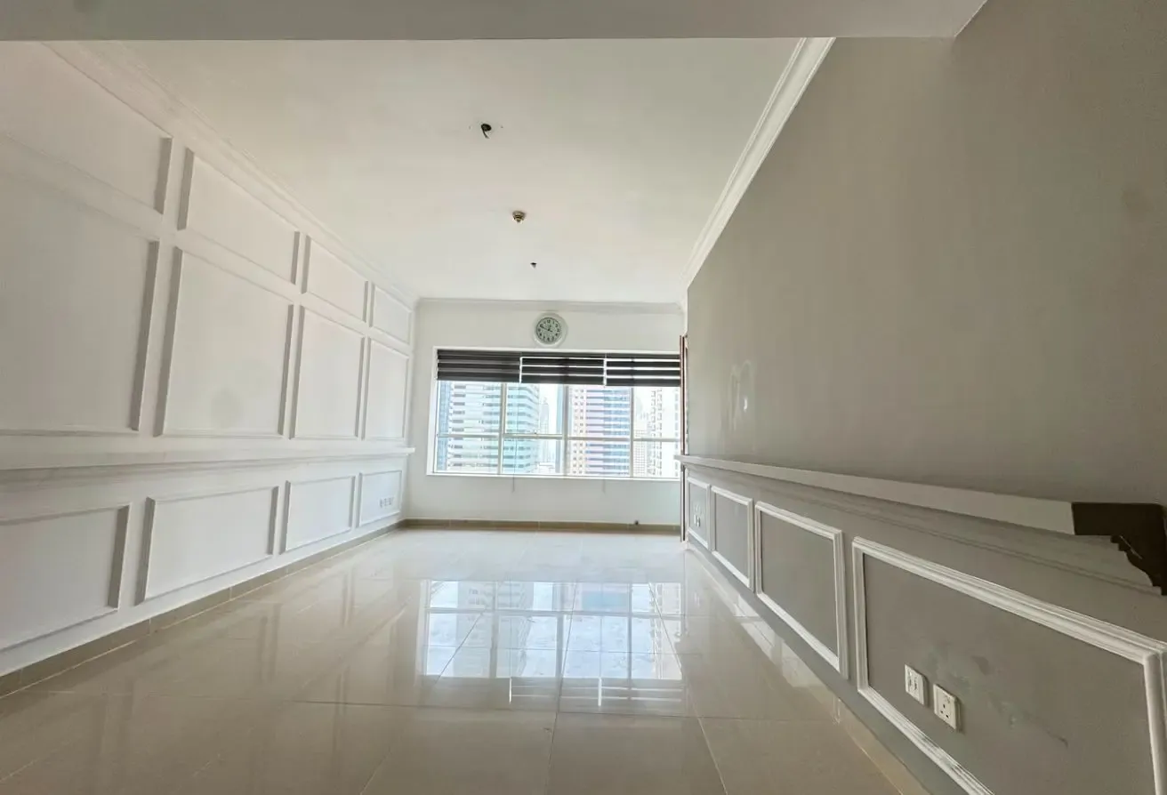 UPGRADED UNIT|READY TO MOVE| HOT DEAL|WITH BALCONY
