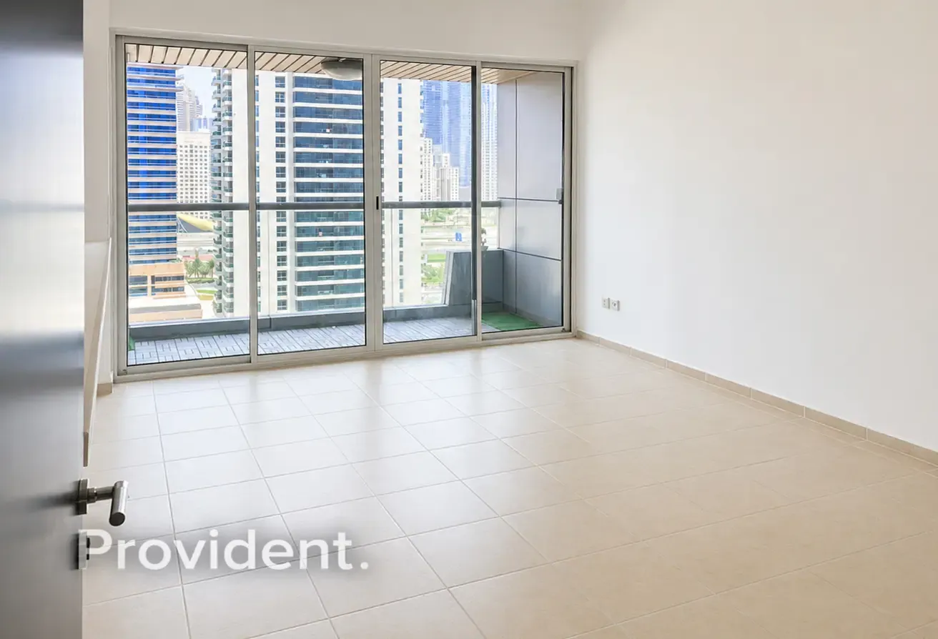 Lake View | Ready to Move In | Unfurnished