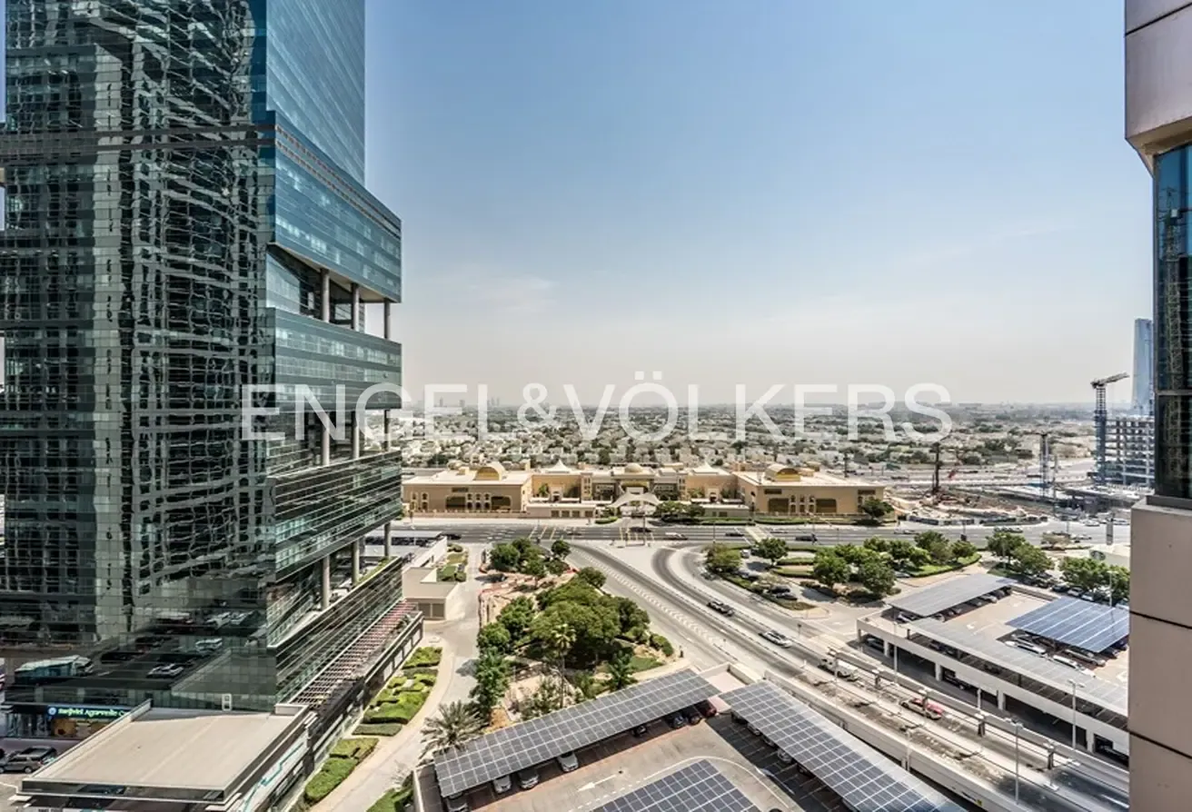 Upgraded | Lake View | Semi-Furnished