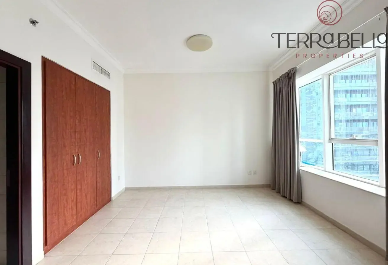 Spacious | Unfurnished | Lake View | Near Metro
