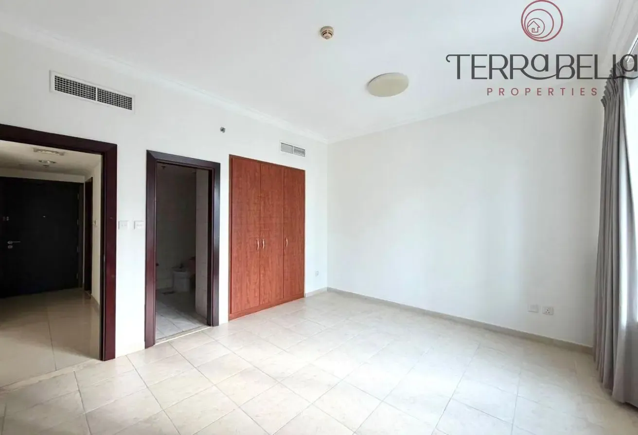 Spacious | Unfurnished | Lake View | Near Metro
