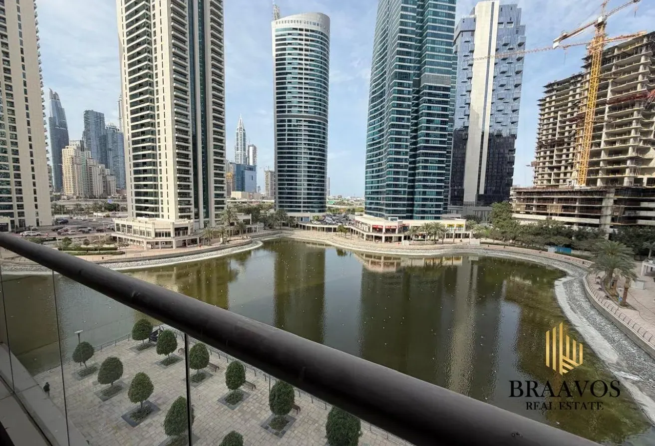 SPACIOUS | LAKE VIEW | PREMIUM