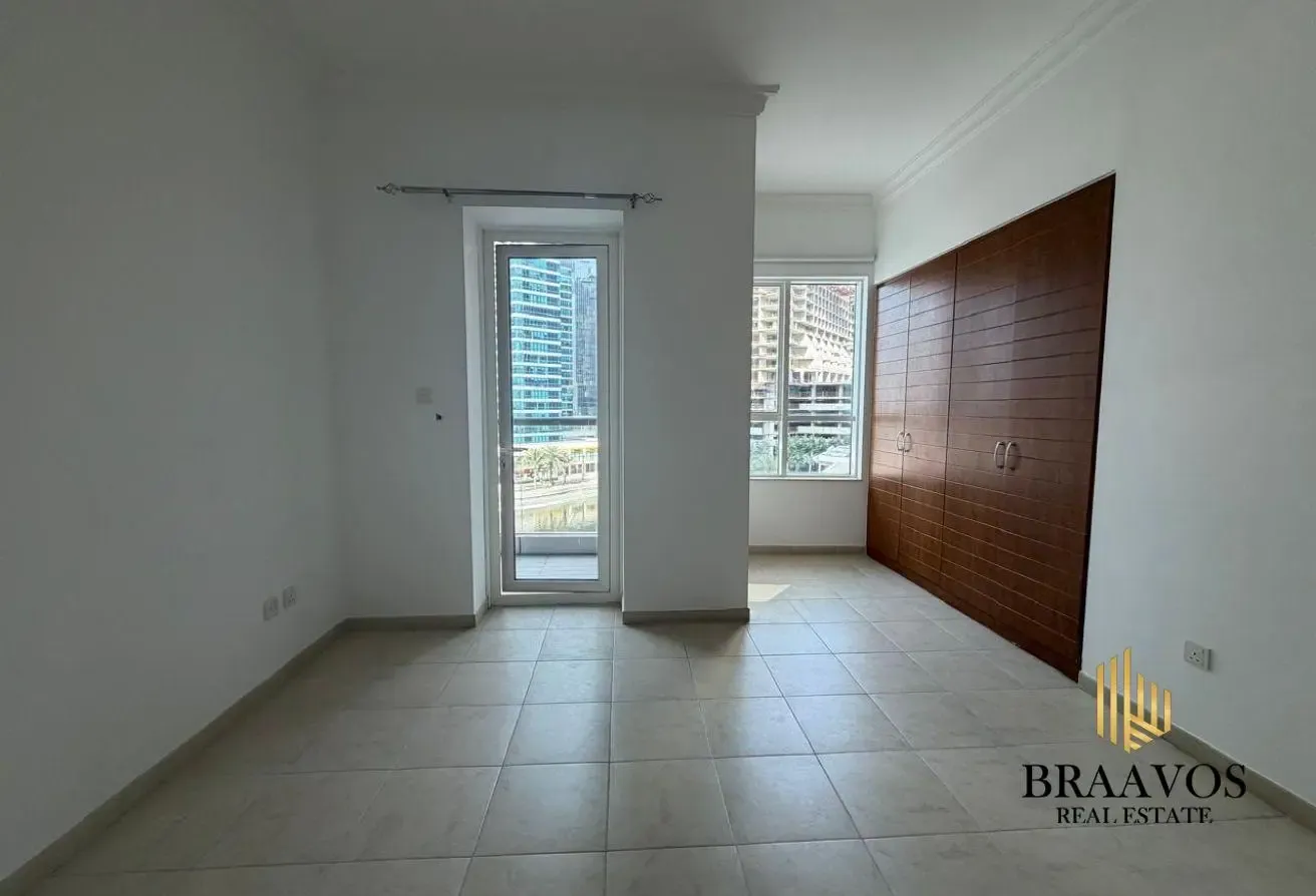 SPACIOUS | LAKE VIEW | PREMIUM