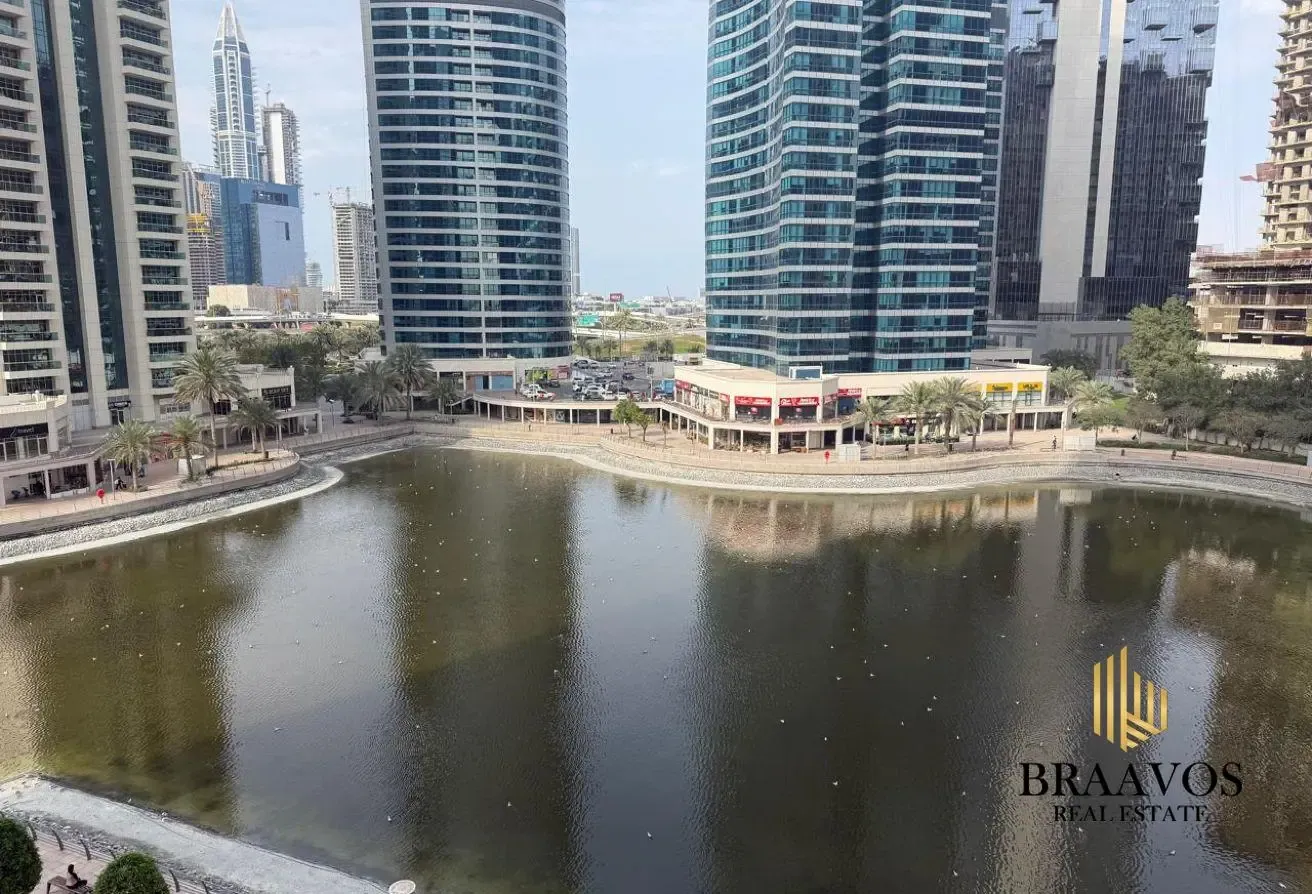 SPACIOUS | LAKE VIEW | PREMIUM