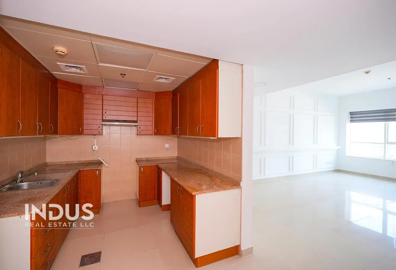 Spacious | Unfurnished | Vacant 1 BHK