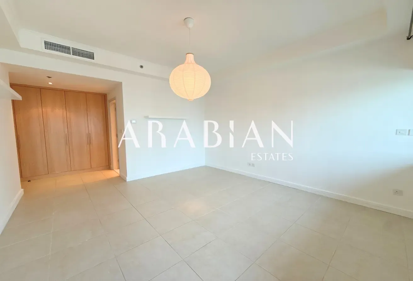 Full Lake View | High Floor | Larger 2 Bed