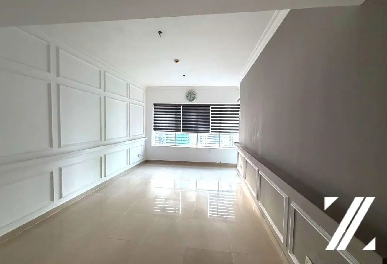 Full Lake View | Spacious Layout | With balcony