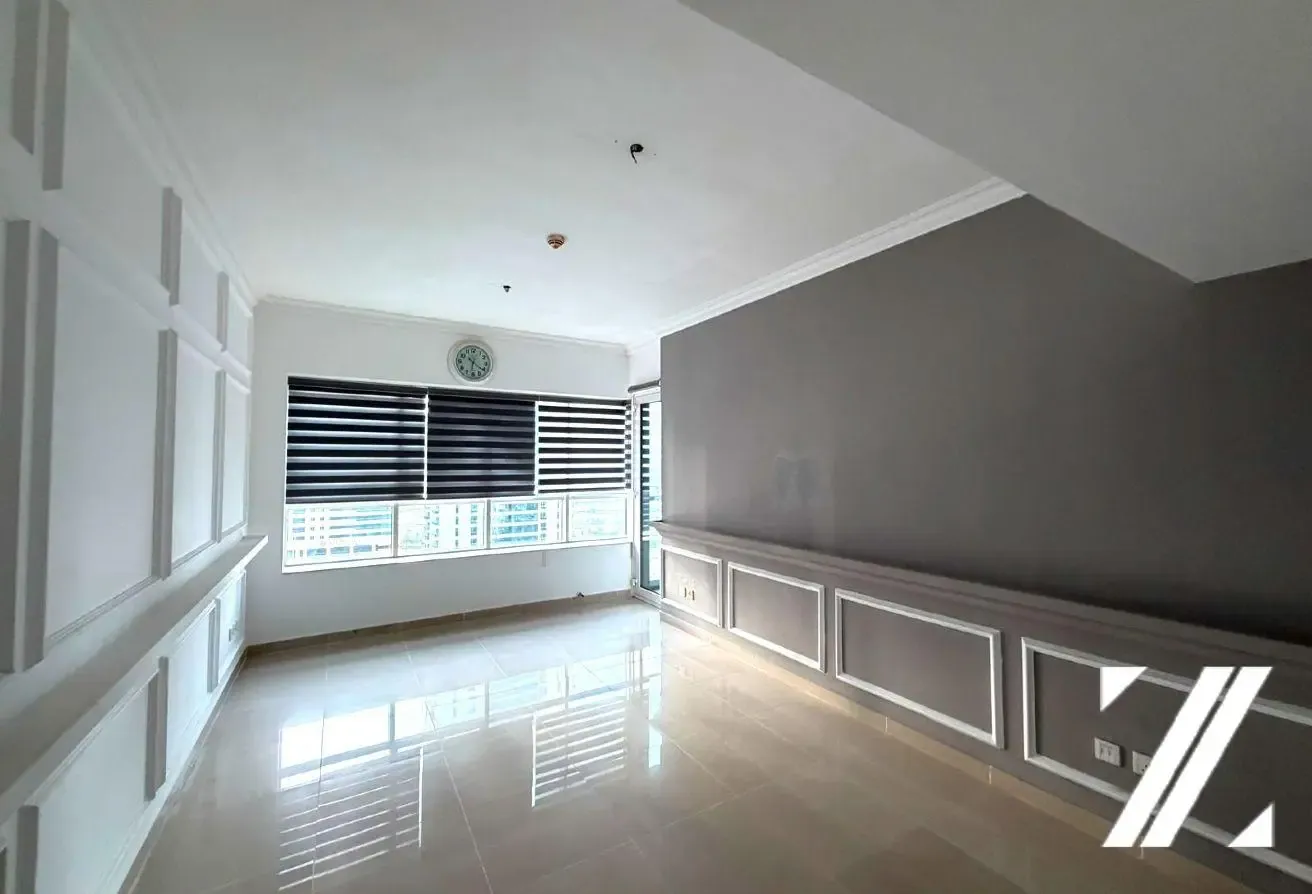 Full Lake View | Spacious Layout | With balcony