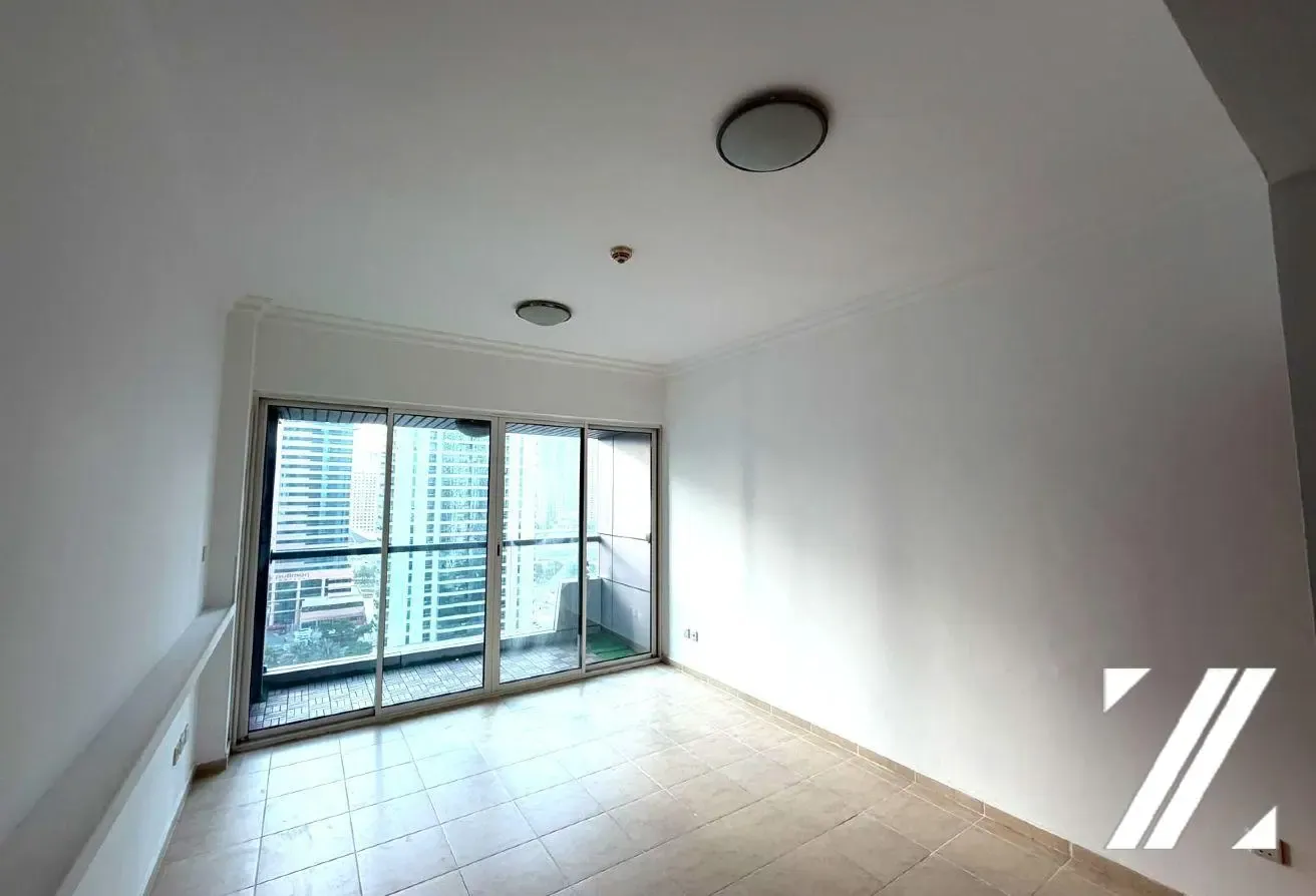 Full Lake View | Spacious Layout | With balcony