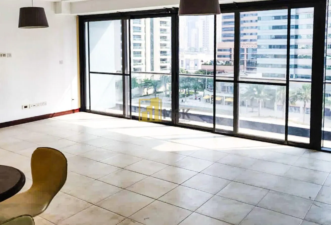 2 Beds + 2 Baths | Full Lake View | Large Layout