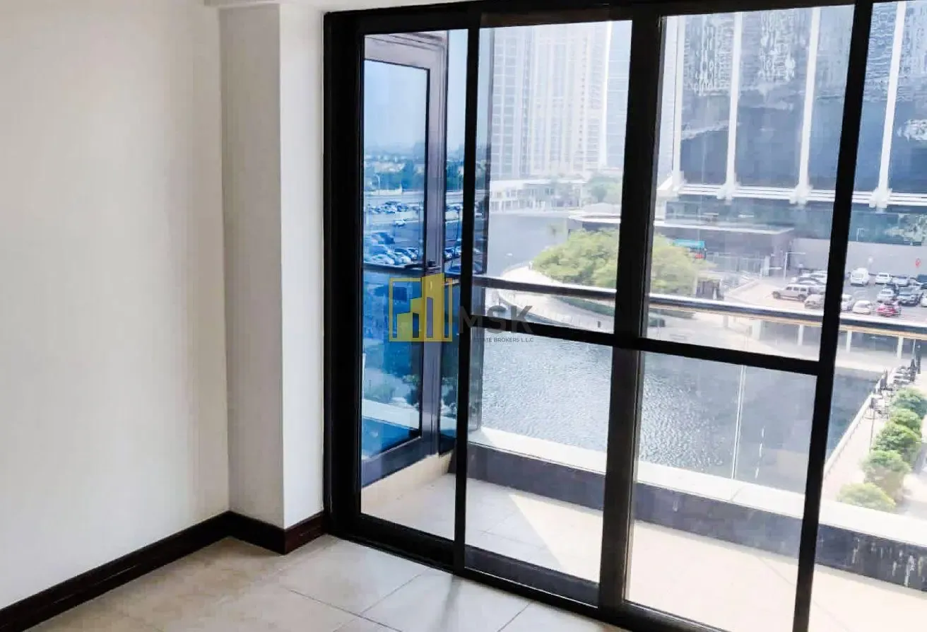 2 Beds + 2 Baths | Full Lake View | Large Layout