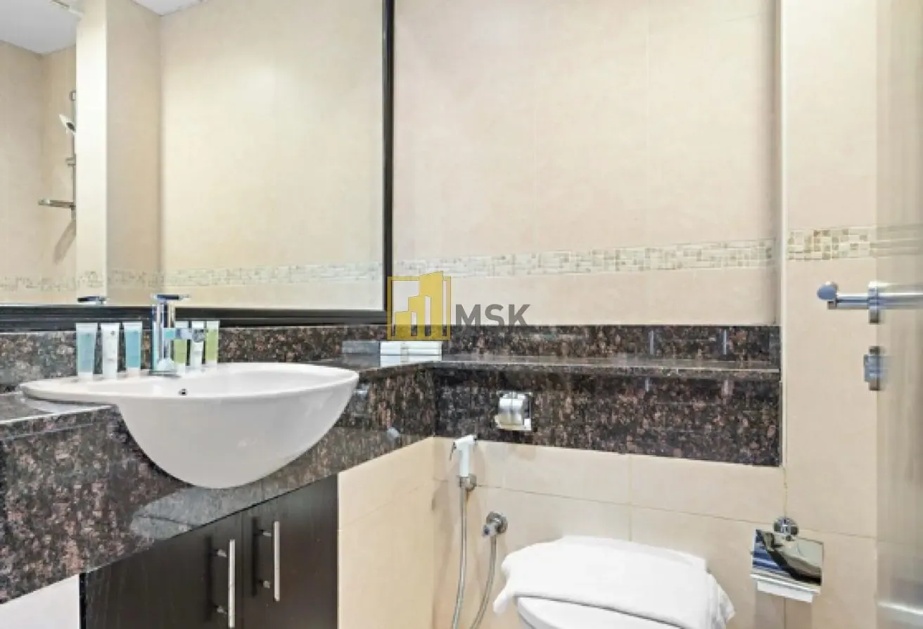 2 Beds + 2 Baths | Full Lake View | Large Layout