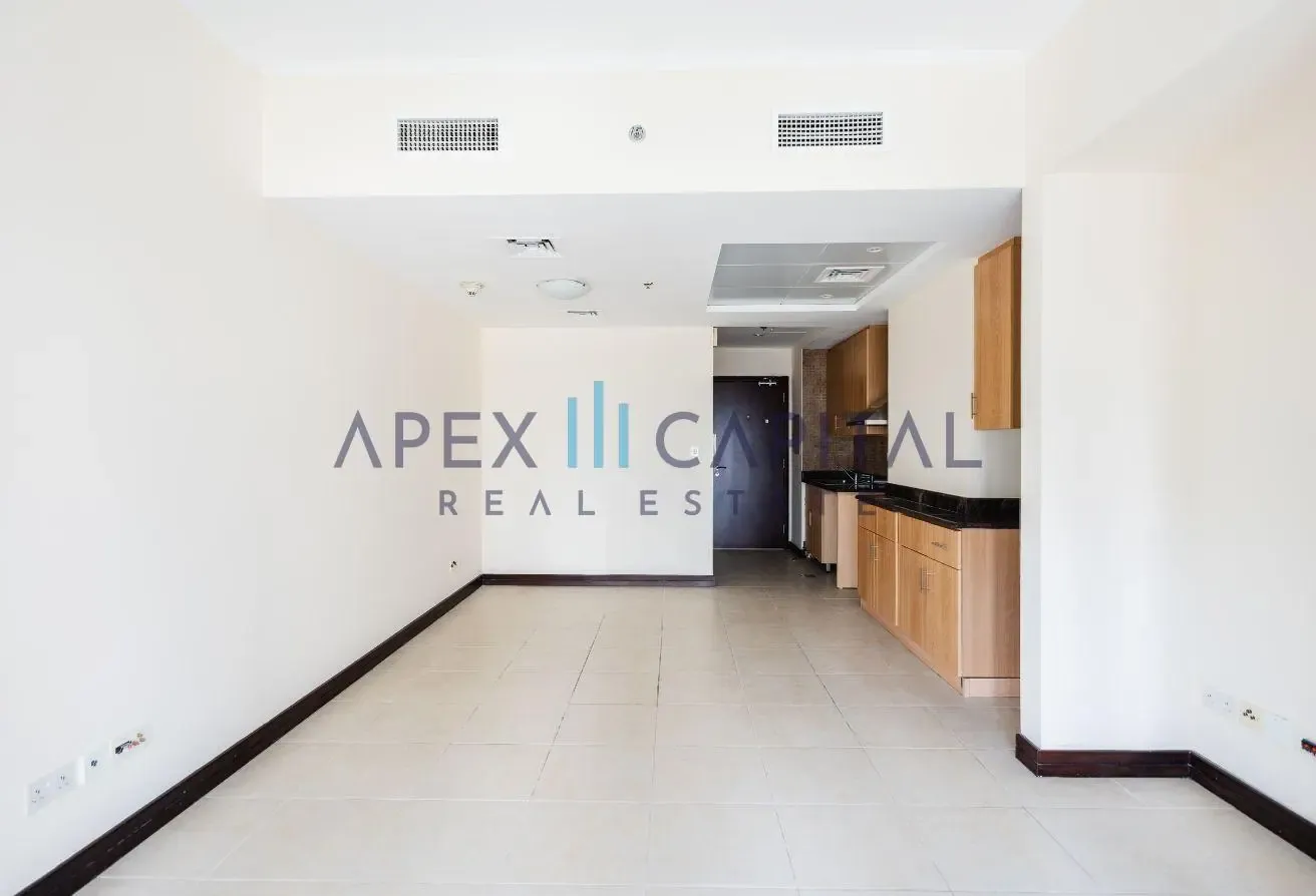 Spacious Studio | Lake View | Balcony | Prime JLT