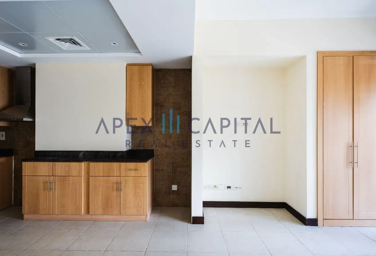 Spacious Studio | Lake View | Balcony | Prime JLT