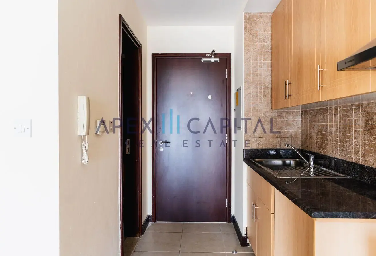Spacious Studio | Lake View | Balcony | Prime JLT