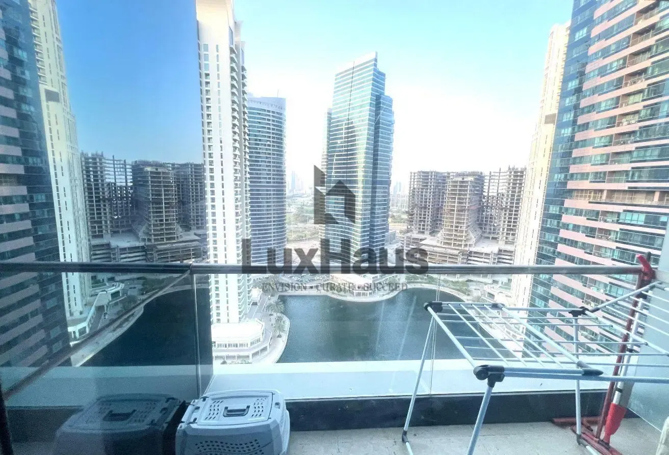 2Bed| Lake View| Balcony| Vacant| Multiple options