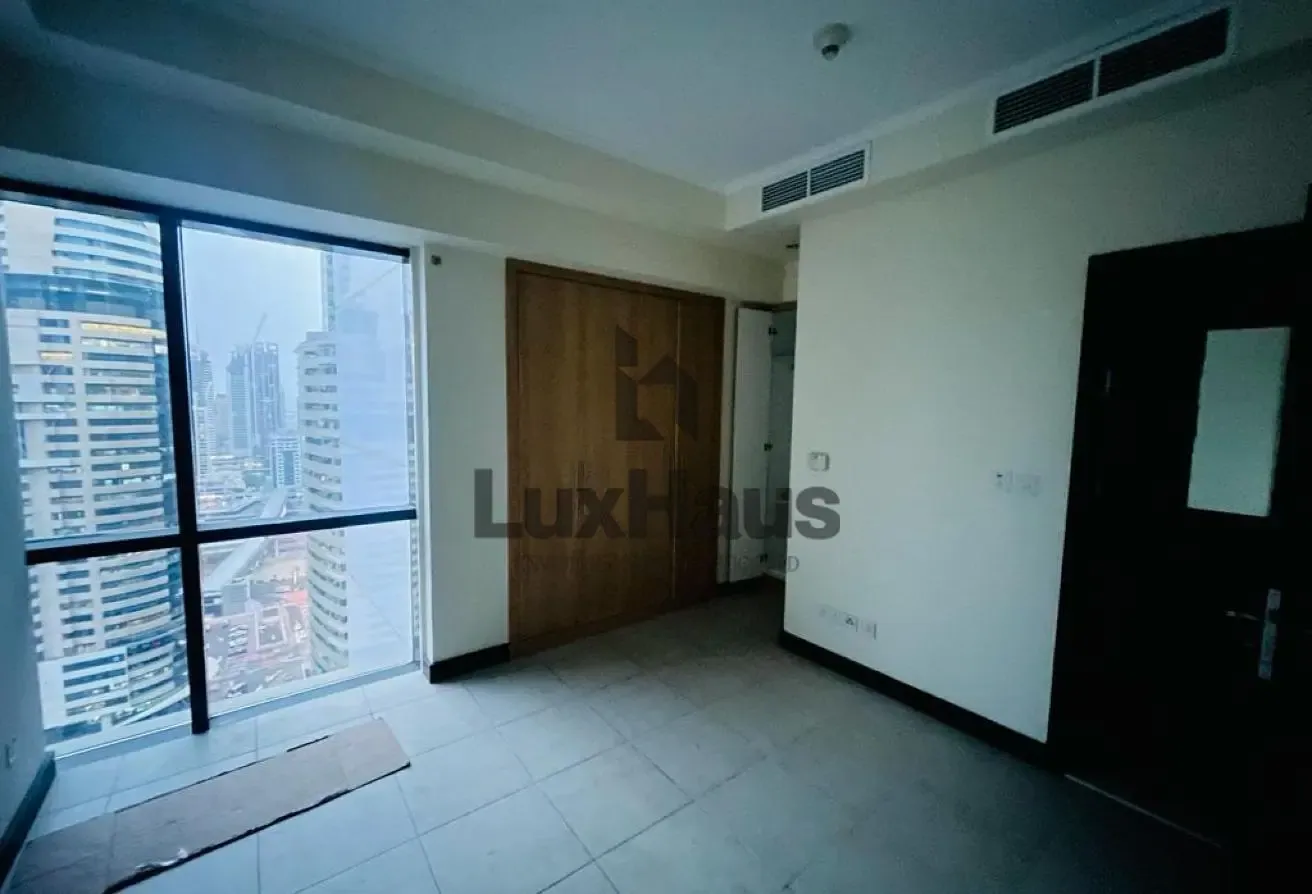 2Bed| Lake View| Balcony| Vacant| Multiple options