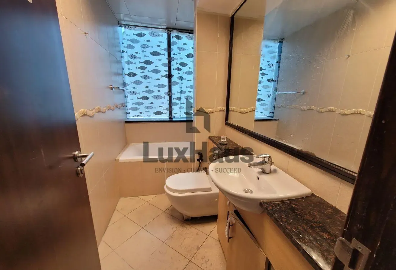 2Bed| Lake View| Balcony| Vacant| Multiple options