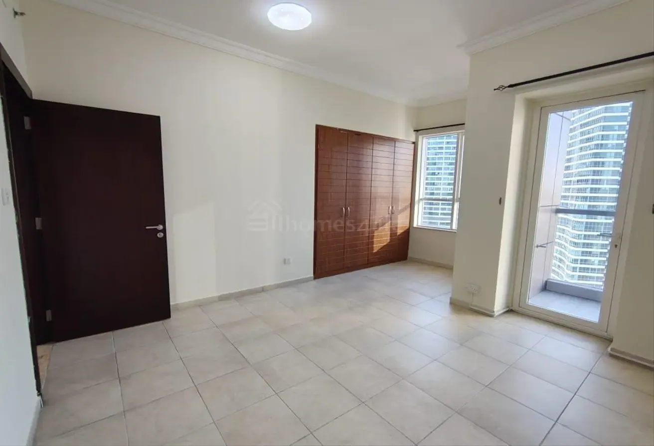 Full Lake View | 2 BR  | Spacious Balcony