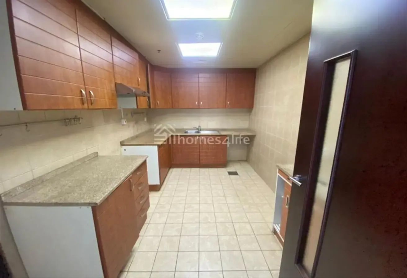 Full Lake View | 2 BR  | Spacious Balcony