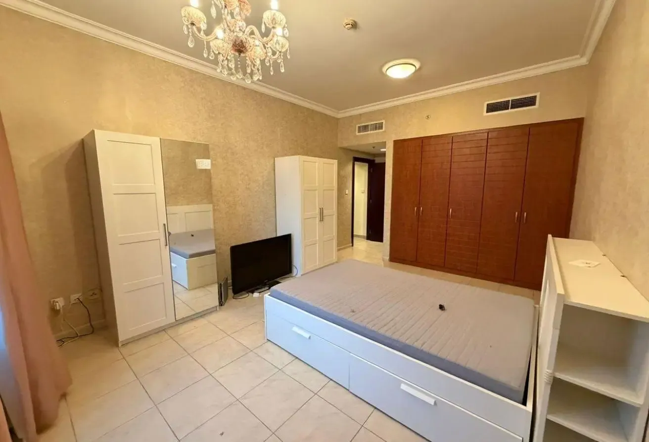 3BHK+ Maid| LAKE VIEW| HOT DEAL| VACAT||FURNISHED