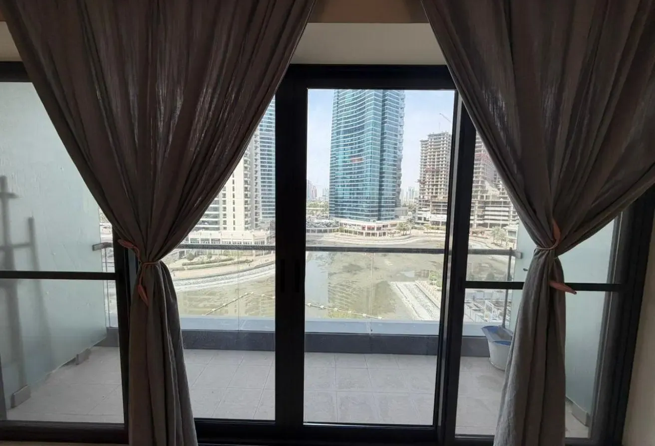 Lake View| Ready to move in|Hot deal| With Balcony