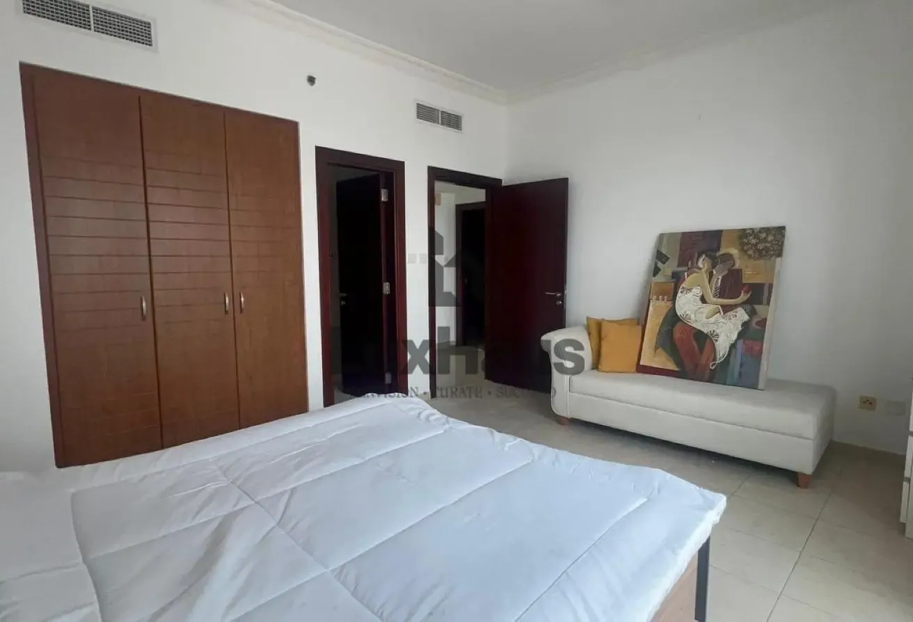 Jumeirah Island View | Semi Furnished | Vacant