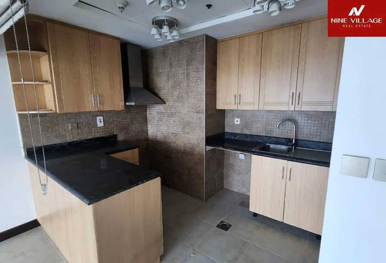 En-Suite 4-Bedrooms + Maid- High Floor - Lake View