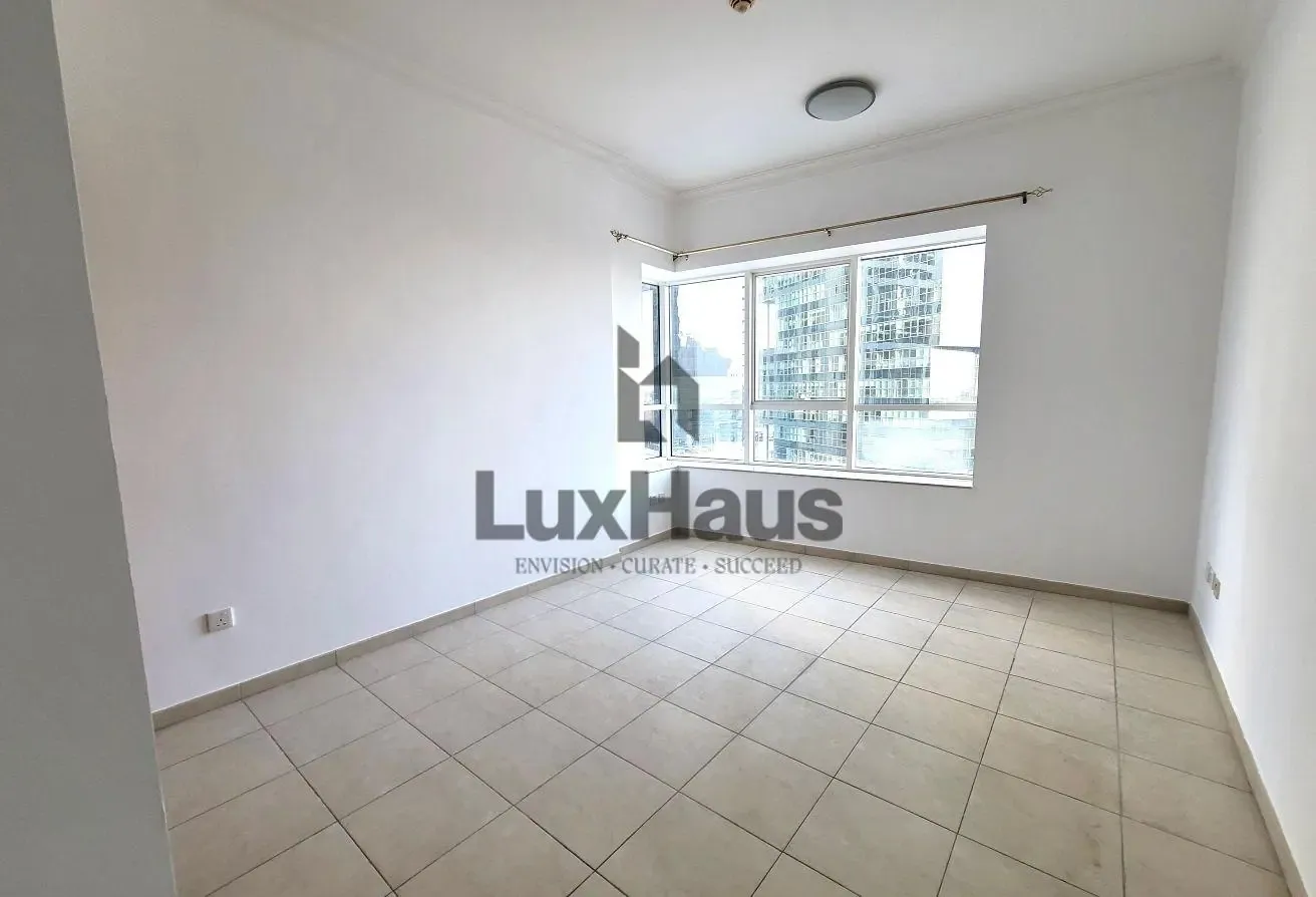 Multiples Option | Lake View | High Floor | Vacant