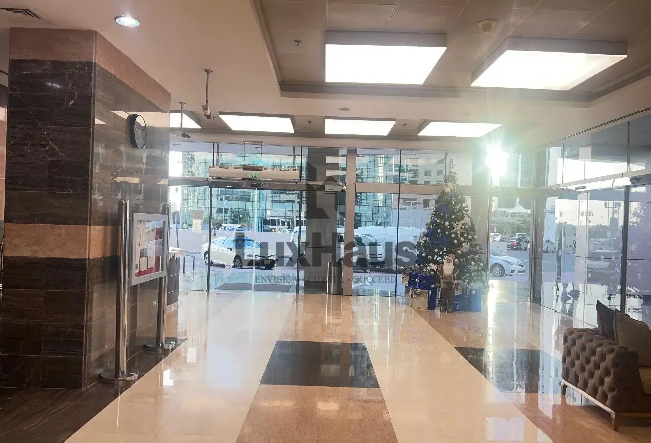 Multiples Option | Lake View | High Floor | Vacant
