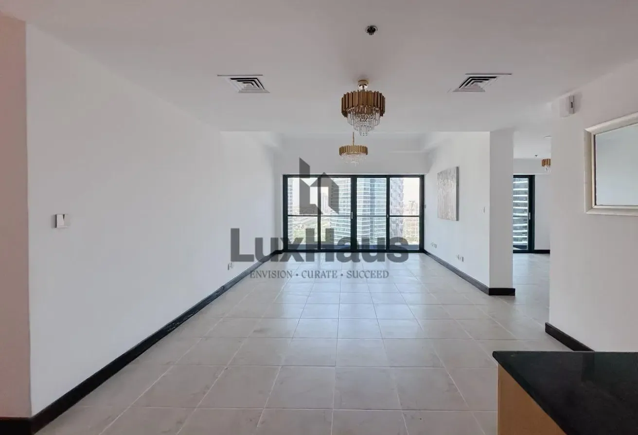 Best Layout| Maid room| Lake View| Vacant