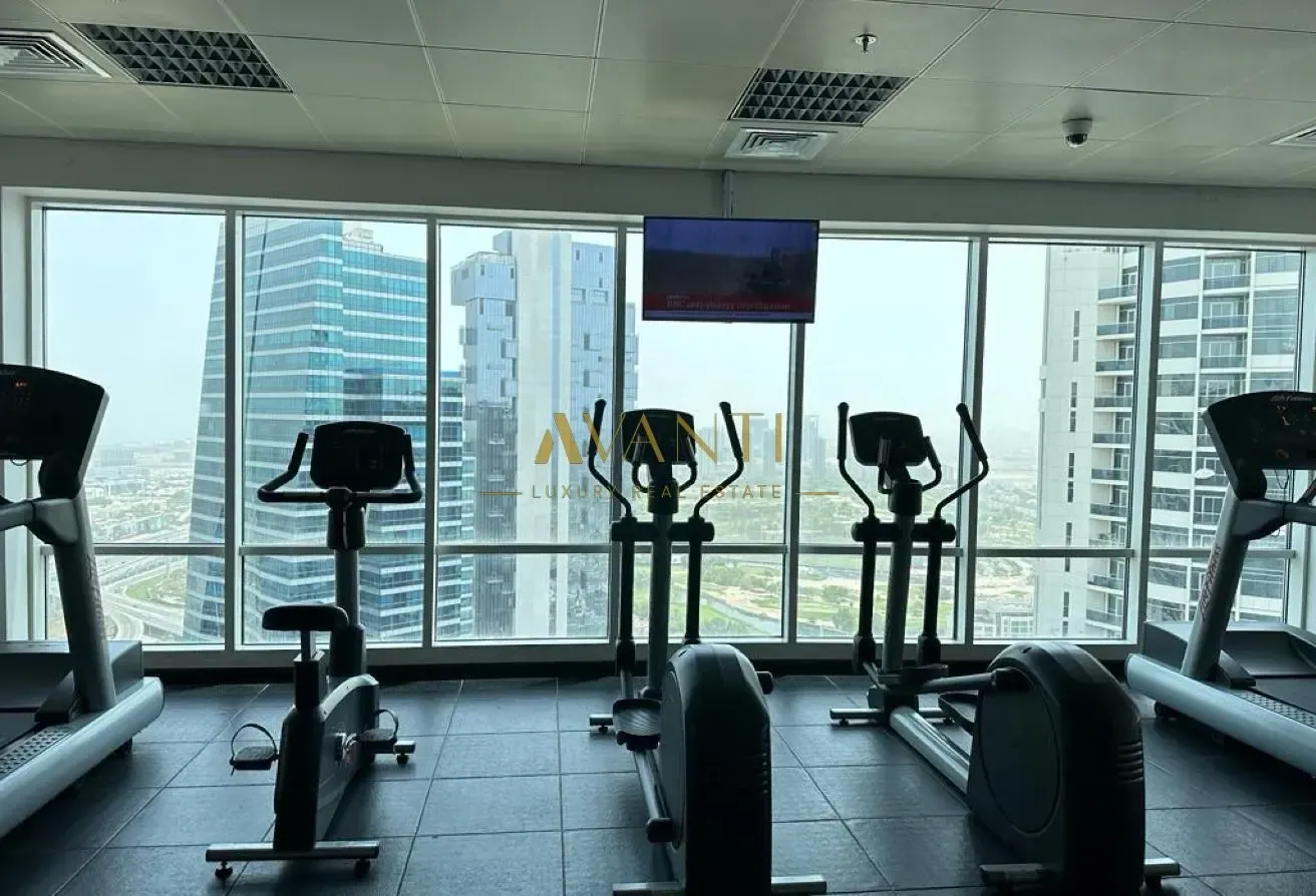 Balcony | Meadows View | Vacant | Best Deal