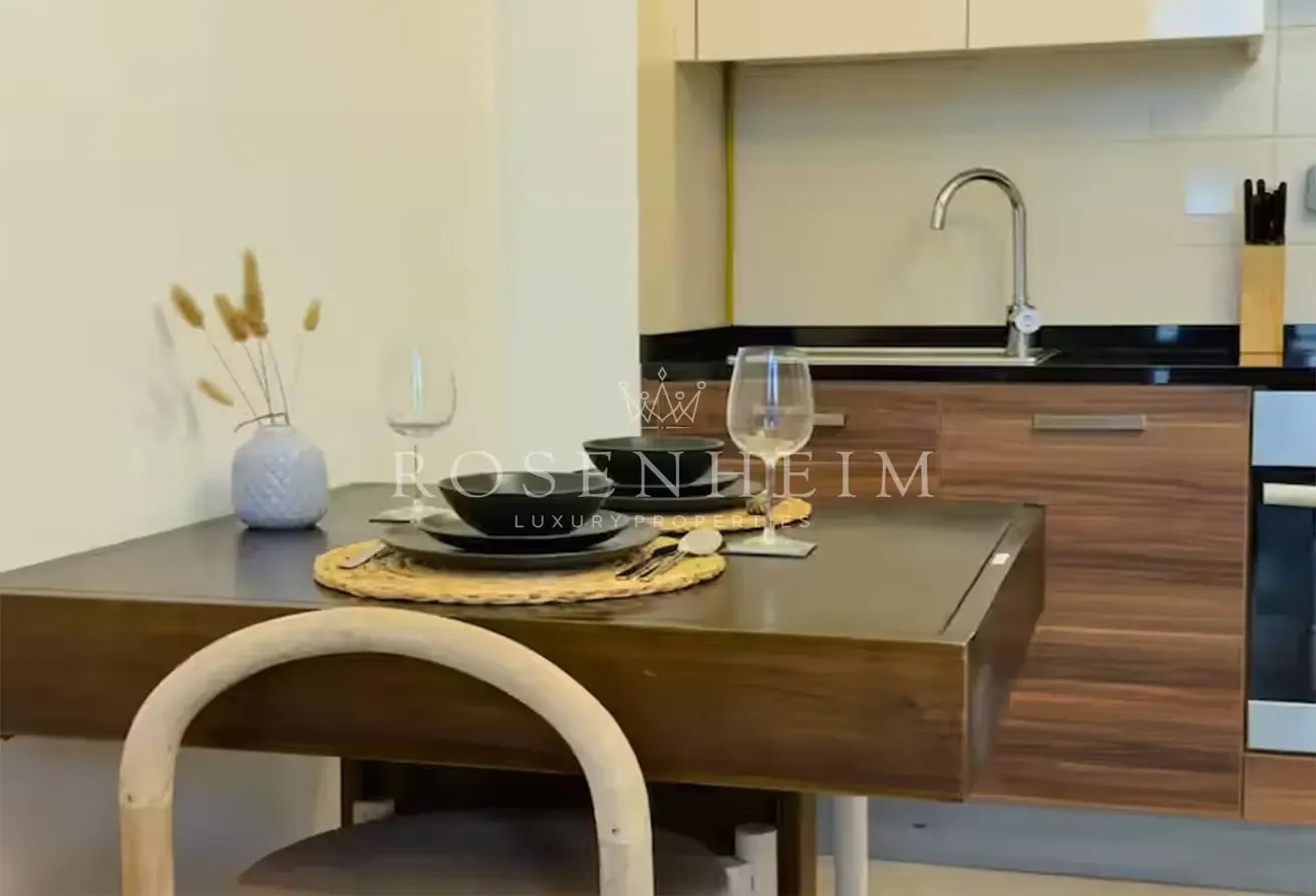 Vacant | Modern  | Fully Furnished | Next To Beach