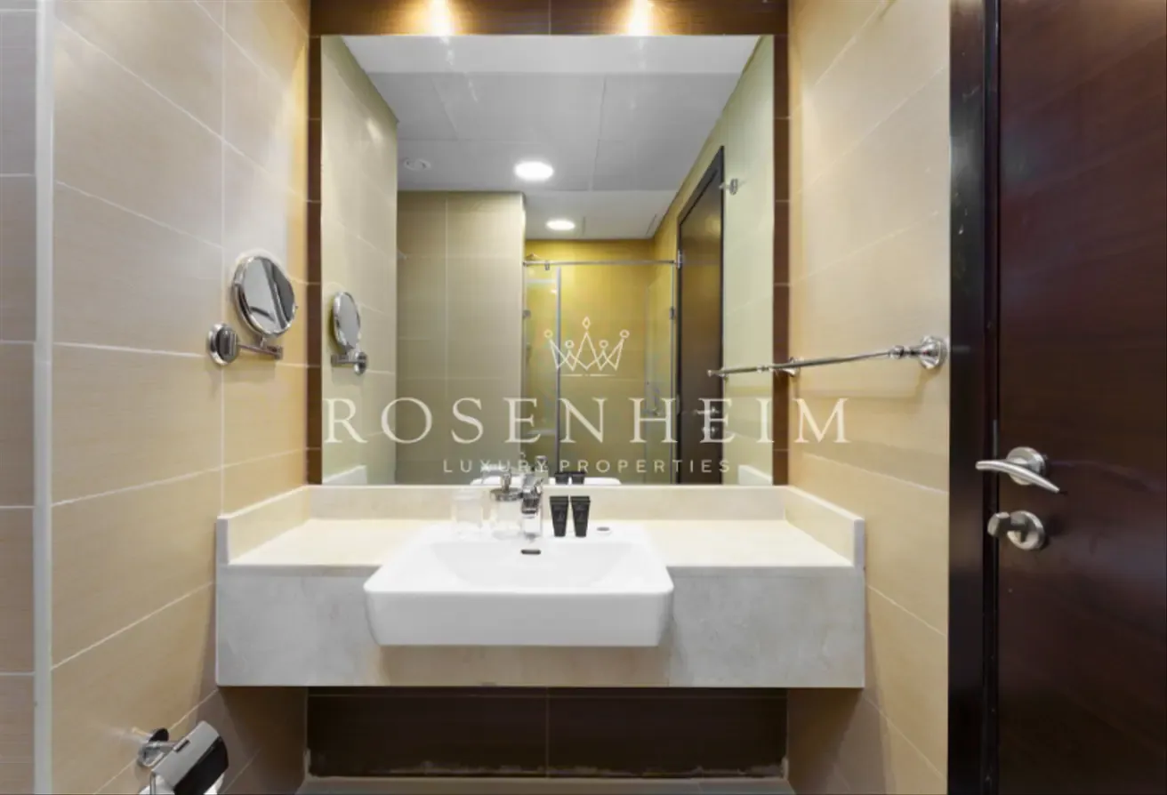 Vacant | Modern  | Fully Furnished | Next To Beach