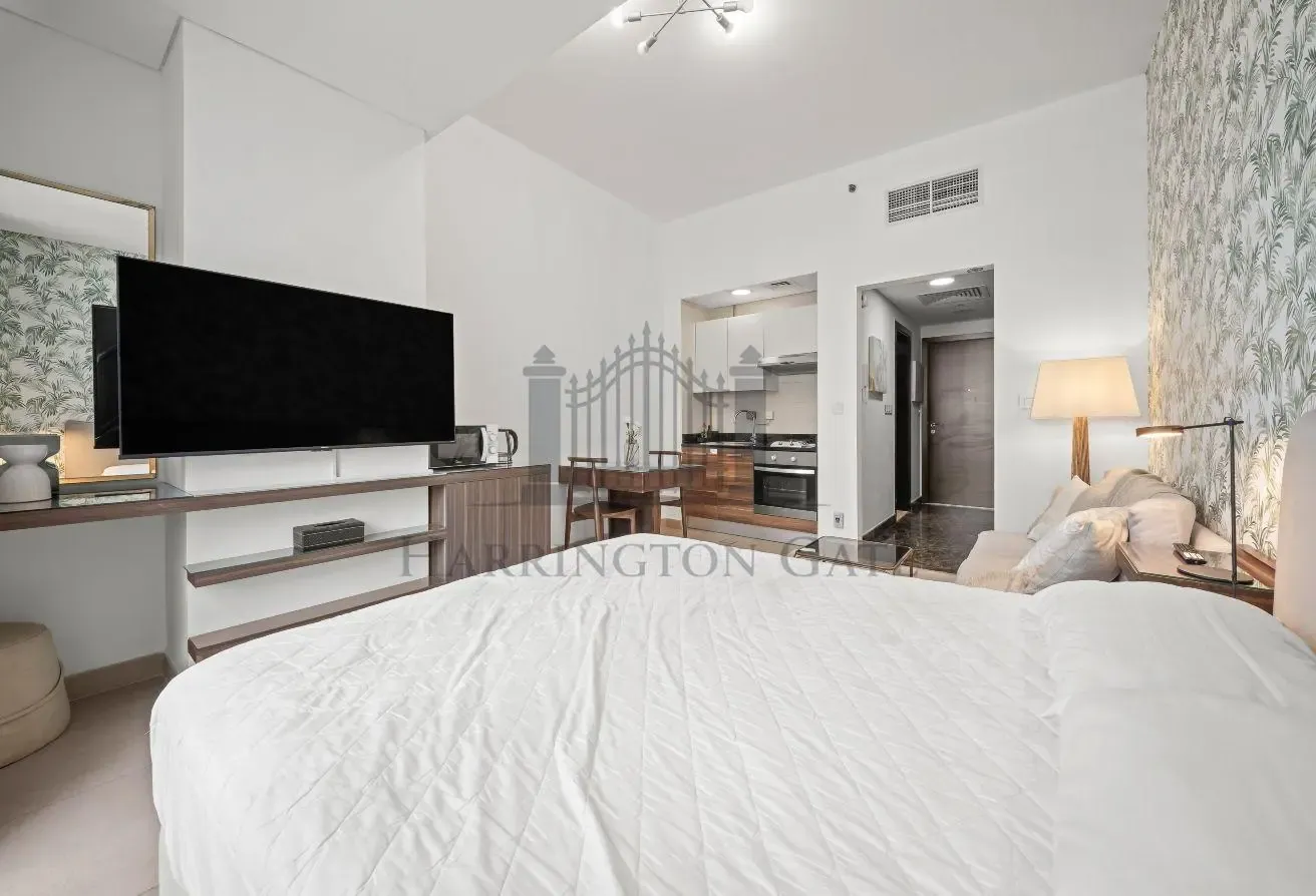 Ready To Move  | Fully Furnished | Prime Location