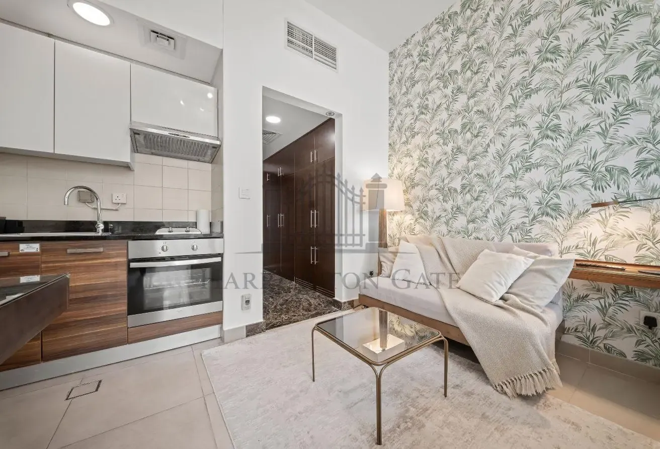 Ready To Move  | Fully Furnished | Prime Location