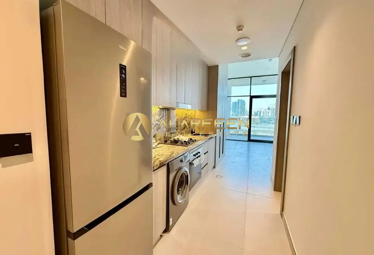 Brand New | Fitted Kitchen | Community View