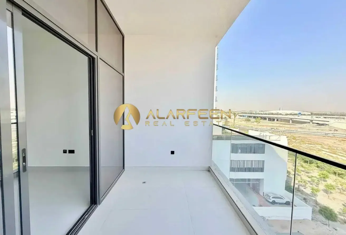Brand New | Fitted Kitchen | Community View
