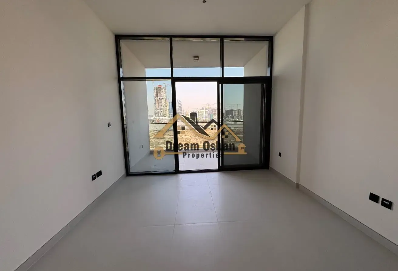 Open view Studio Apartment vacant unit