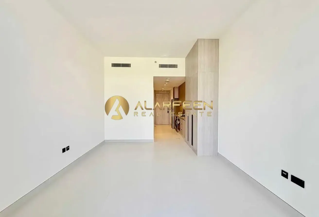 Spacious Layout | Vacant Unit | Family Community