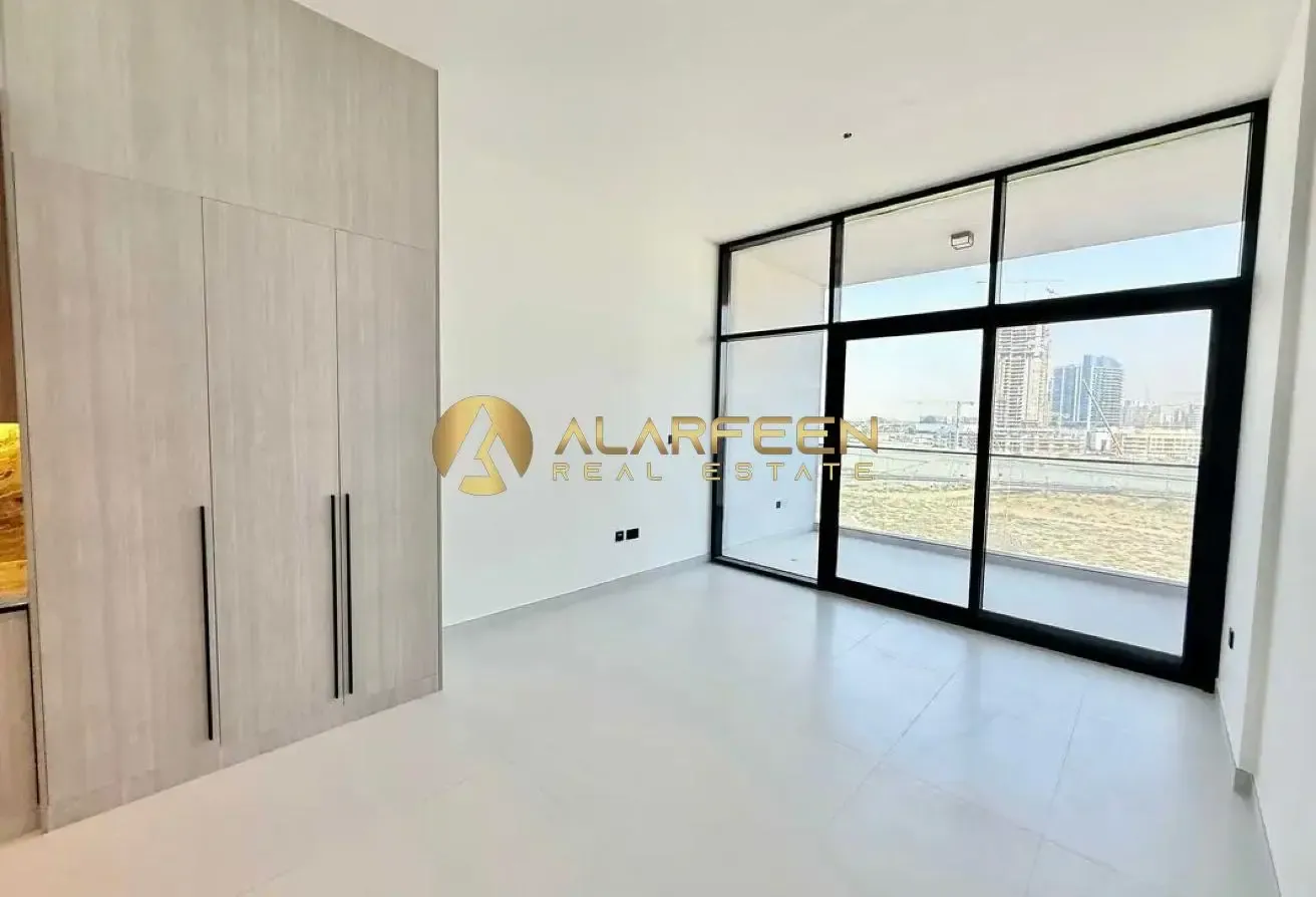 Spacious Layout | Vacant Unit | Family Community