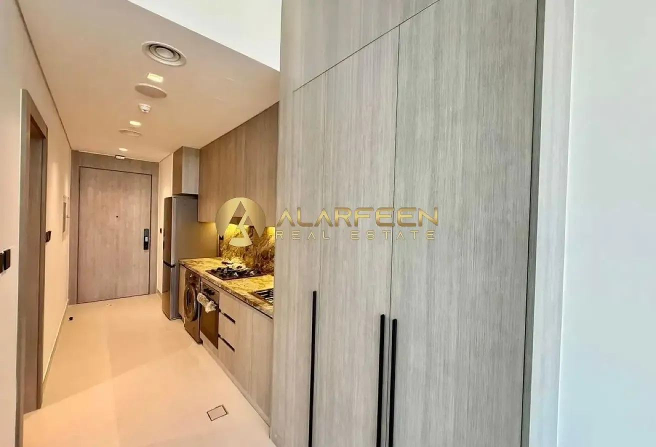 Spacious Layout | Vacant Unit | Family Community