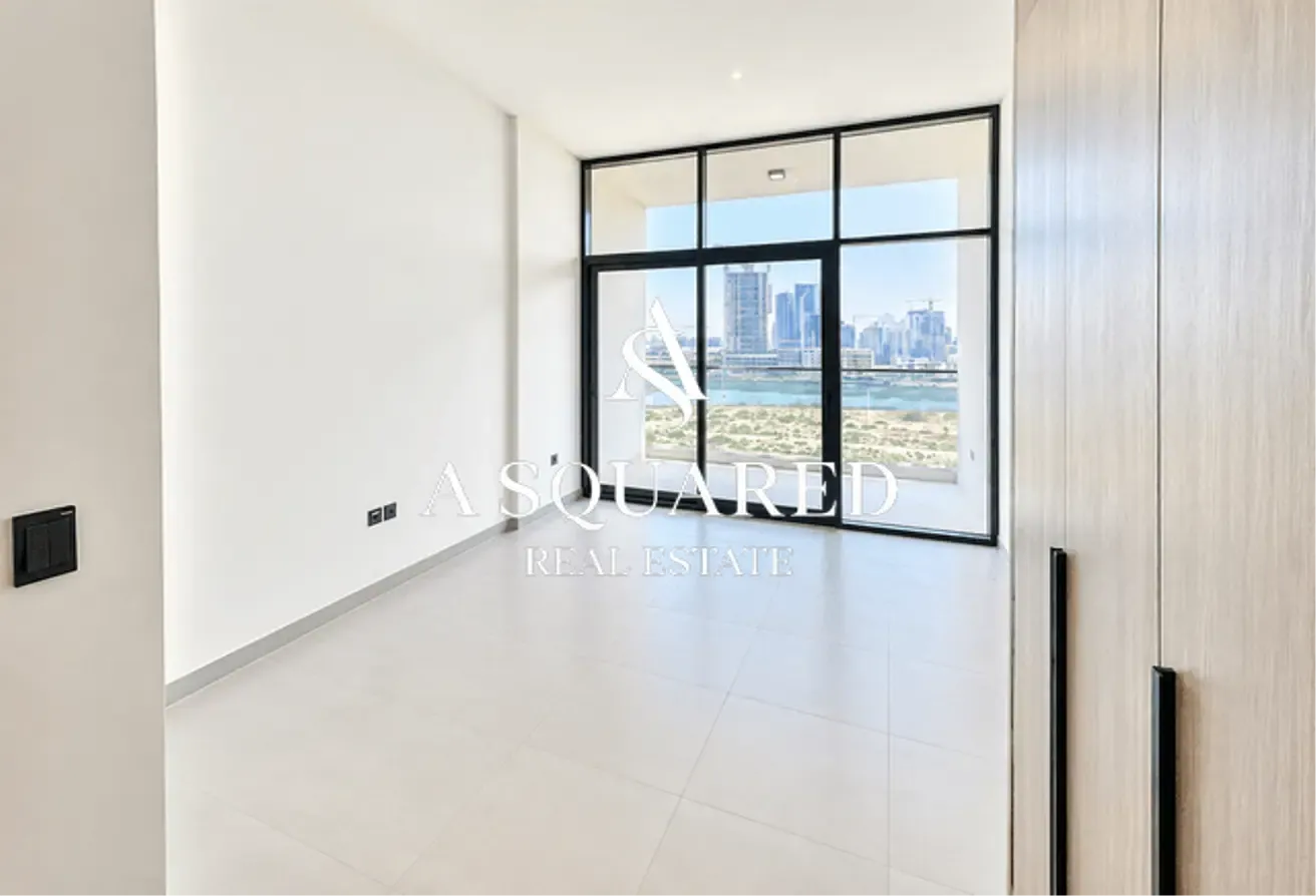 Luxury Brand New | Vacant | Big-size | Open view