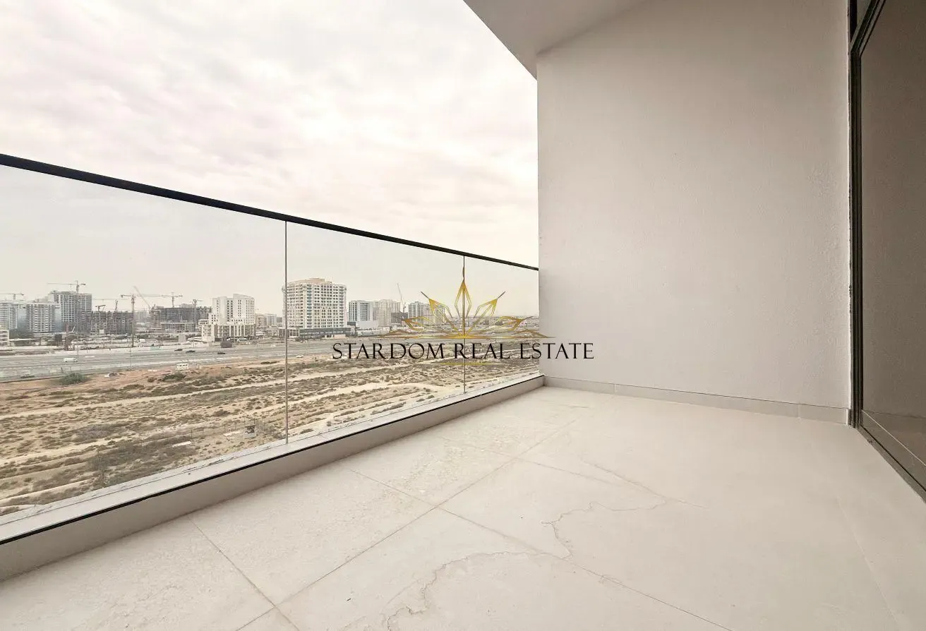 STUDIO APARTMENT | KITCHEN APPLIANCES | VACANT