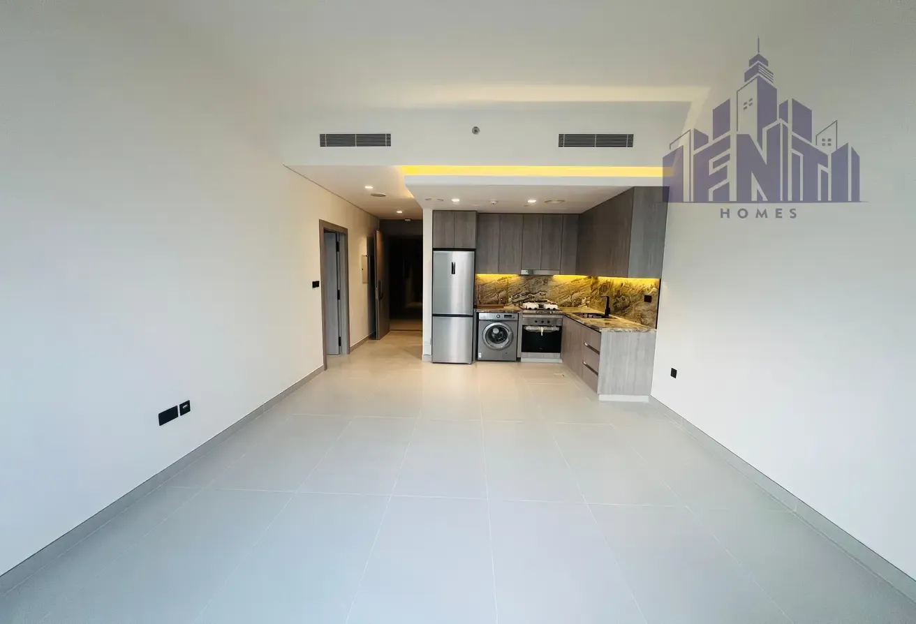 1 Bedroom, High floor and brand new apartment
