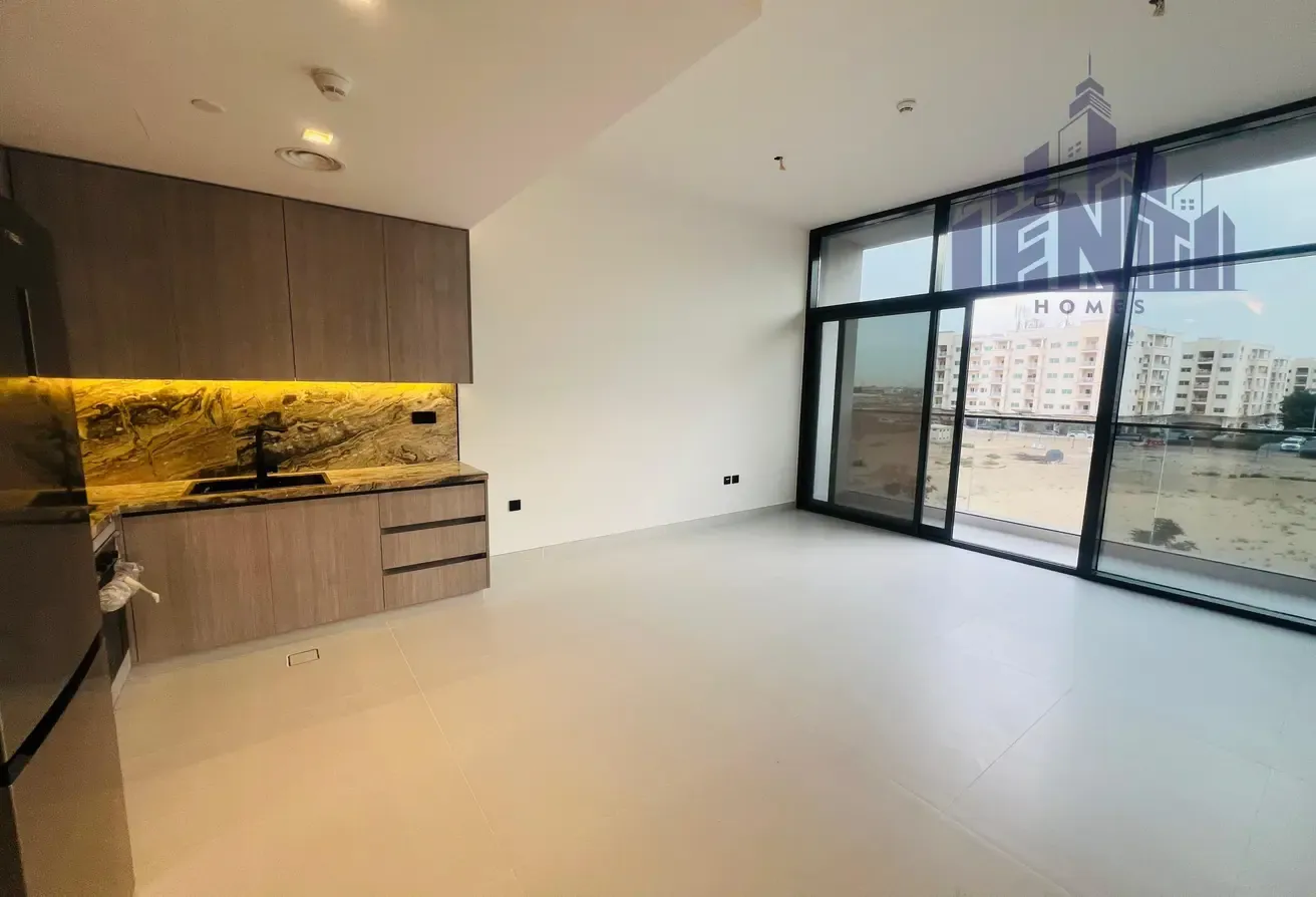 1 Bedroom, High floor and brand new apartment