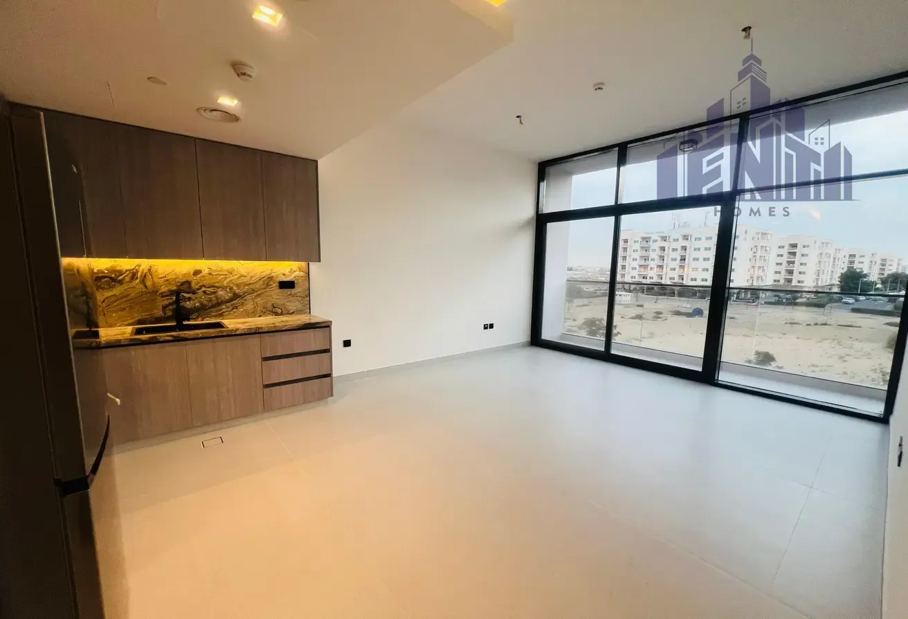 1 Bedroom, High floor and brand new apartment