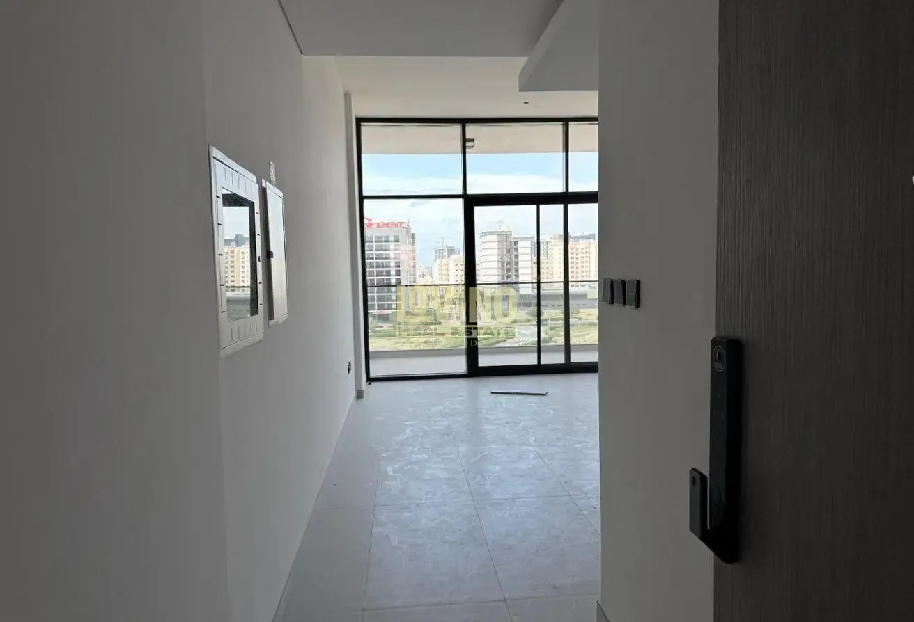 Vastu Unit | Brand New | Ready to Move