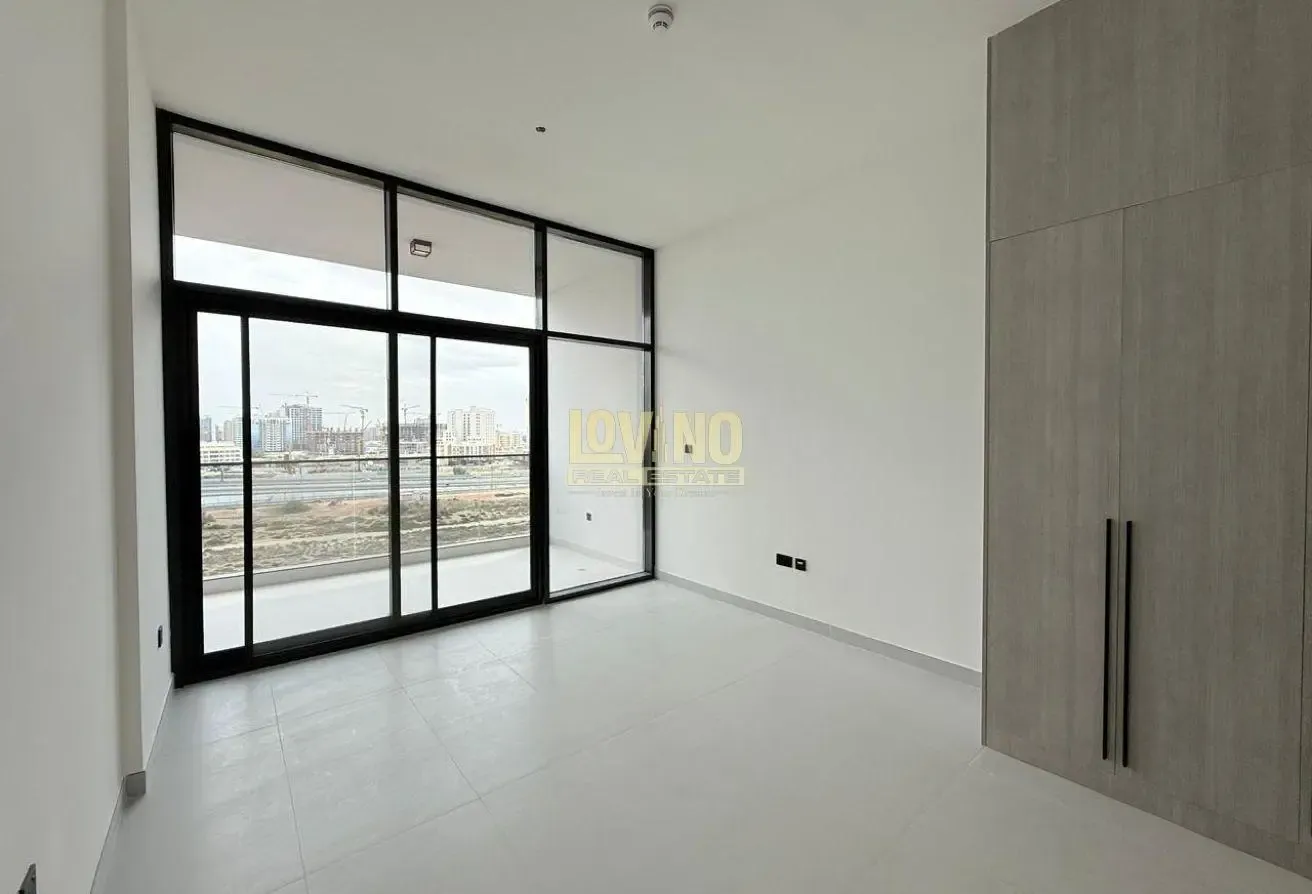 Vastu Unit | Brand New | Ready to Move